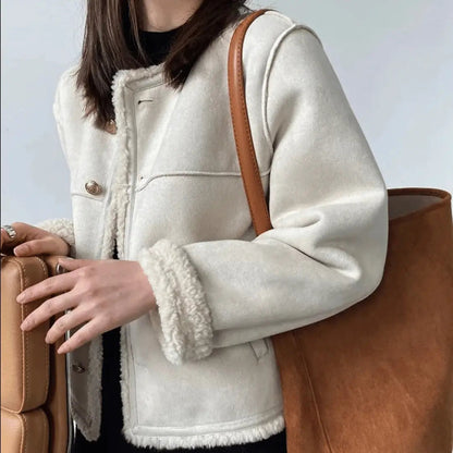 Clémence Veste Sherpa Douce et Élégante