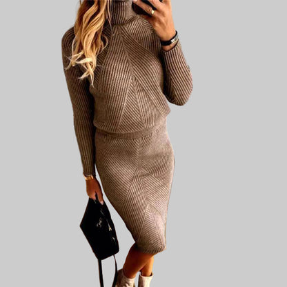 ÉLISA ENSEMBLE JUPE PULL MAILLE FINE LUXUEUSE