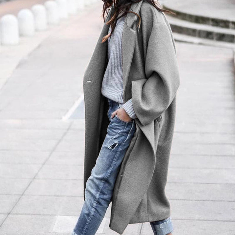 Evelyn Elegant Coat with Pockets