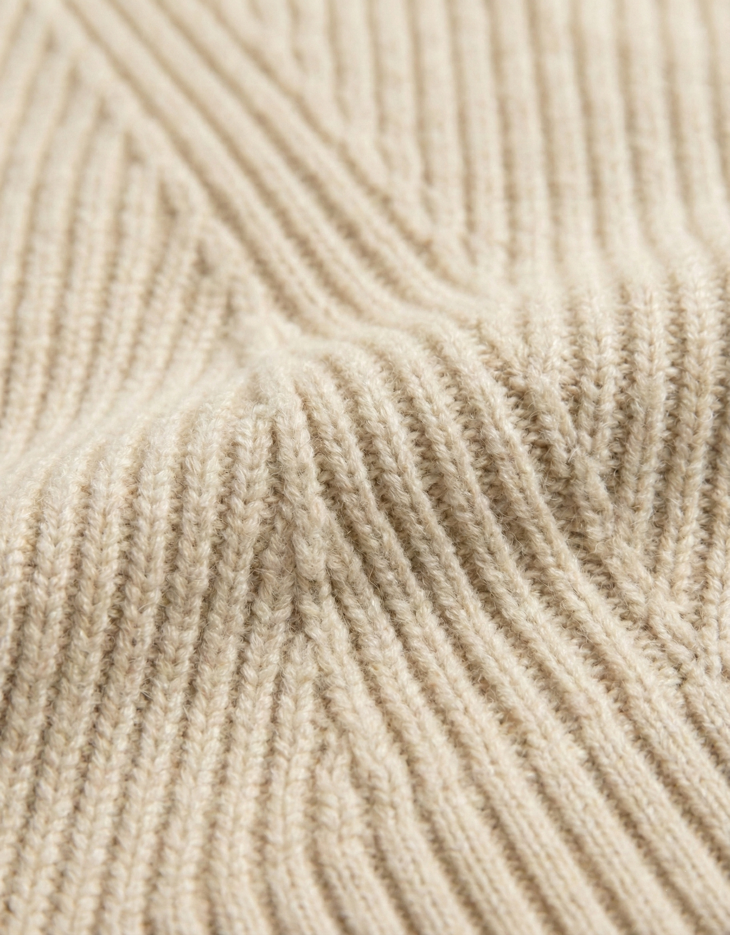 Léa Elegant and Comfortable Ribbed Knit Set