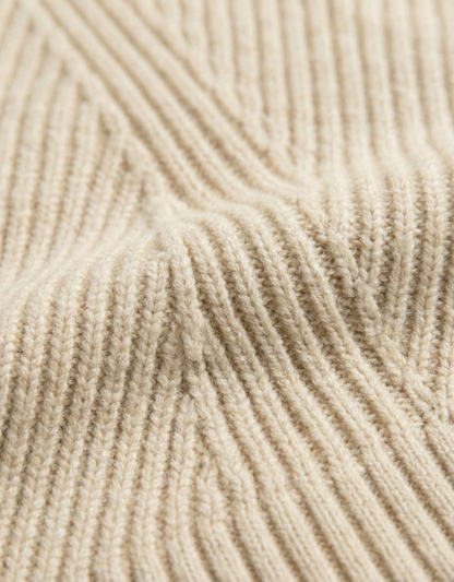 Léa Elegant and Comfortable Ribbed Knit Set