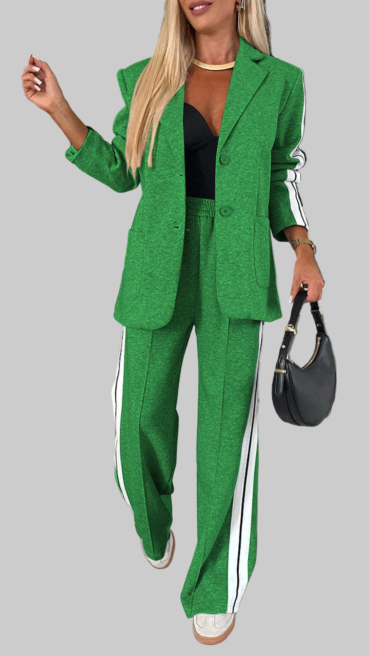 Ensemble Élégance Rayée  Intemporel et Confortable