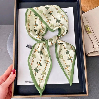 Clara écharpe florale douce et élégante