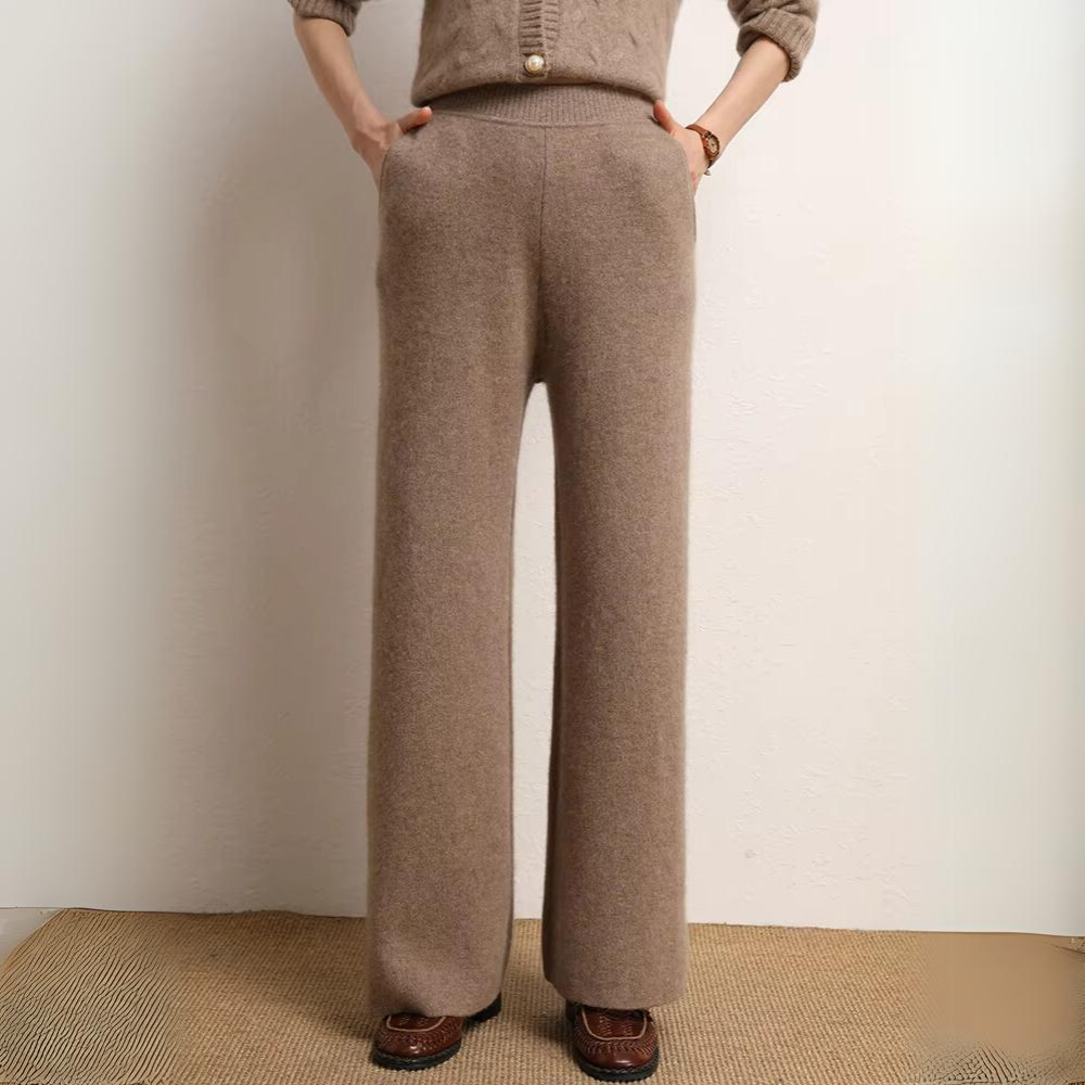 Clara soft and elegant knit trousers